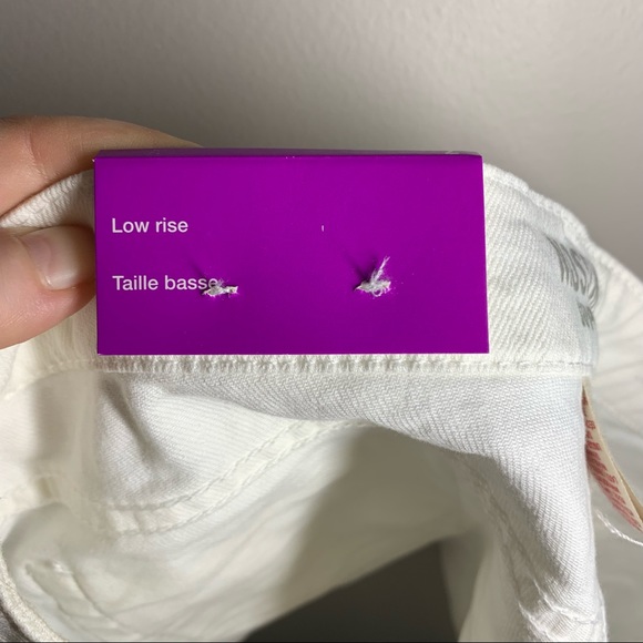 Sz. 7(Jrs) Mossimo Supply Co. white denim low rise shorts - Picture 8 of 12